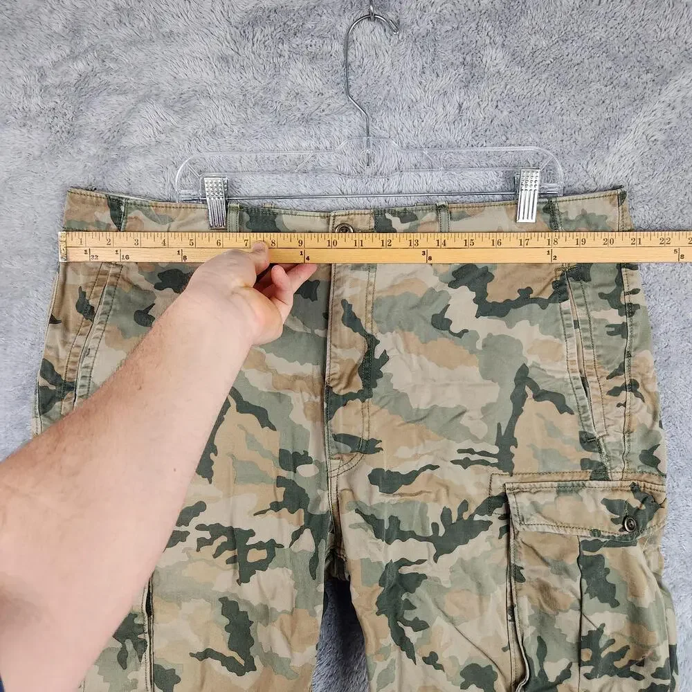 Levis Cargo Shorts Mens 36 Green Camo Utility Pockets Outdoor Army Casual Hiking